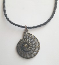 Halskette Ammonit Metall Necklace Fossil Anhänger