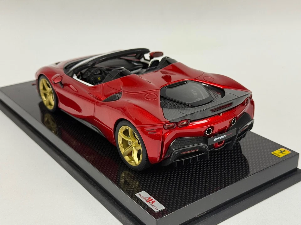 1/18 MR Collection Ferrari812 Superfast Rosso Effesto Carbon 5 pcs FE02NAT BO163 - Image 2 of 4