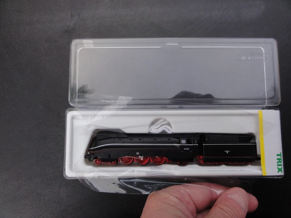 TRIX 12715 LOK BR 03.10 STROML. SPUR N