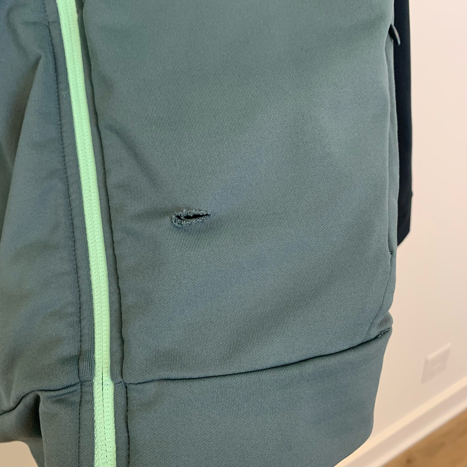 Fabletics Womens Jacket Size Large Long Sleeve Fu… - image 17