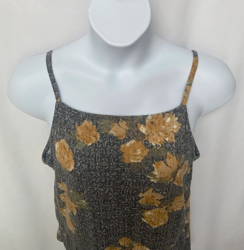 Maurices ladies size XL peplum tank top with floral print. - Picture 5 of 8