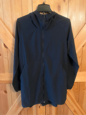 Merrell jacket windbreaker size S black zip up, zip pockets (1559)
