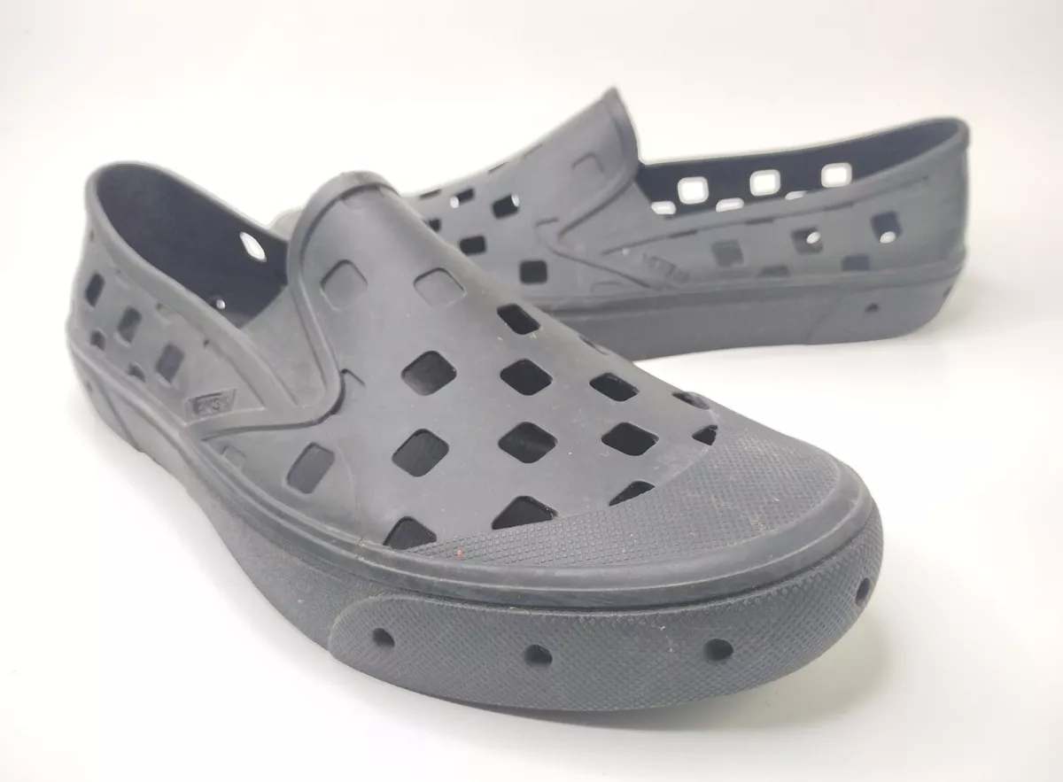 Vans Trek Slip On Black Water Shoes Trail Hiking Beach Men s Size 10