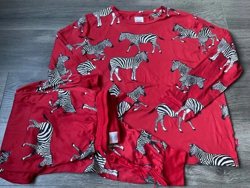 CHELSEA PEERS NEW YORK LADIES LONG SLEEVE PYJAMAS,RED MIX COLOUR,SIZE MEDIUM