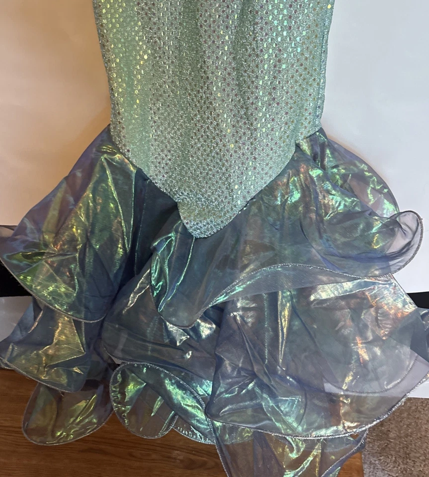 In-character Magical Mermaid Costume New Size 10 Girls Arielle Halloween - Image 3 of 4