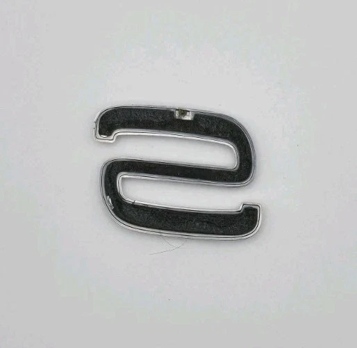 1997-2000 VOLVO S70 EMBLEM OEM — 第 4/4 张图片