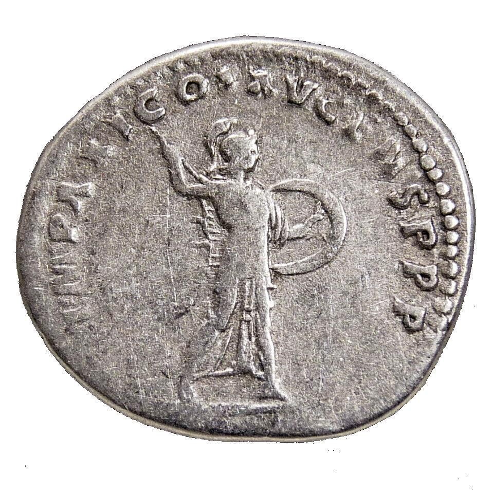 Foto 10 di 10