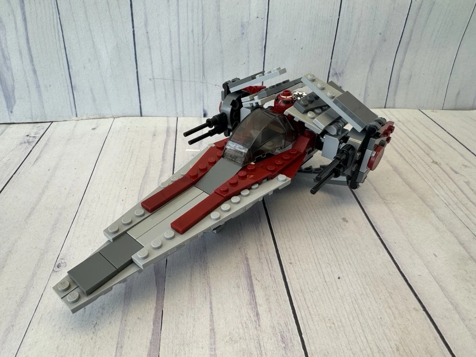 LEGO Star Wars V-Wing Fighter ~ #6205 W/ Minifigure & Instructions - Image 3 of 4
