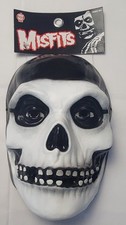 ADULT MISFITS THE FIEND VACUFORM COSTUME MASK THE CRIMSON GHOST TRICK OR TREAT