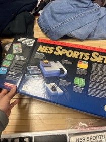 Nintendo Entertainment System NES Sports Set CIB Console Complete Box Tested