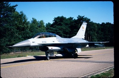 BF166 ORIGINAL K64 AIRCRAFT SLIDE: Belgium AF GD F-16B Fighting Falcon FB-04