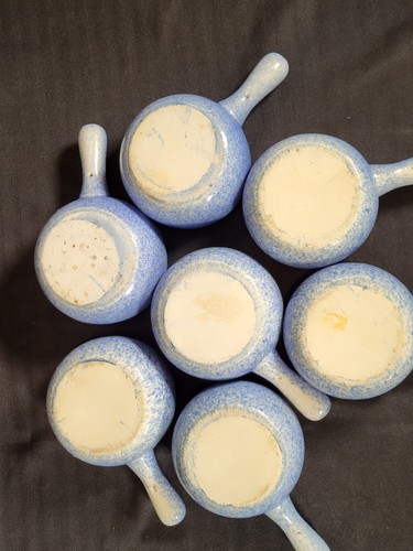 Cazuela cubierta de esponja azul vintage y 7 vasijas manchadas azules - Cordon Cook - Imagen 10 de 14