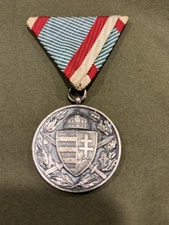 Original WWII Hungarian Service Medal Given to Germans for WWI Service