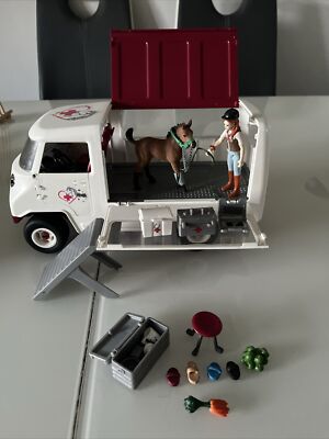 Schleich Pferd Tierarzt Van