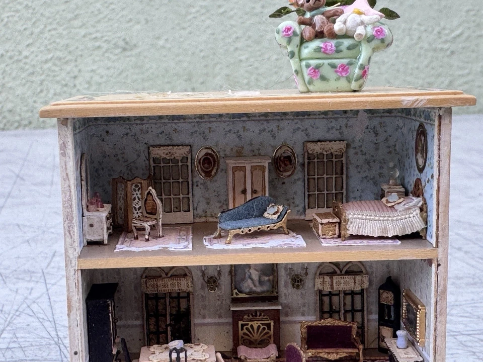 Casa de Muñecas Miniatura Escala 1:12 Estante Gabinete Natural Curvo Superior Roombox 3" ÚNICO EN SU CLASE Foto 3 de 4