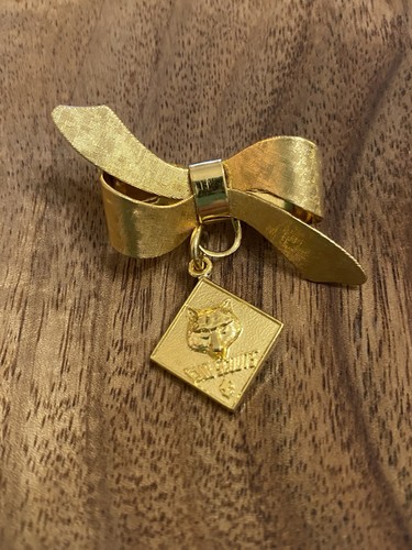 Cub Scouts wolf logo Gold Toned Bow Brooch