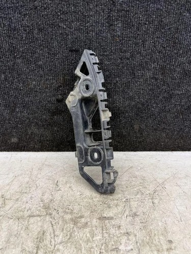 VW CADDY III Furgon 2KA, 2KH, 2CA, 2CH Stoßstangenhalter vorne rechts 31729563