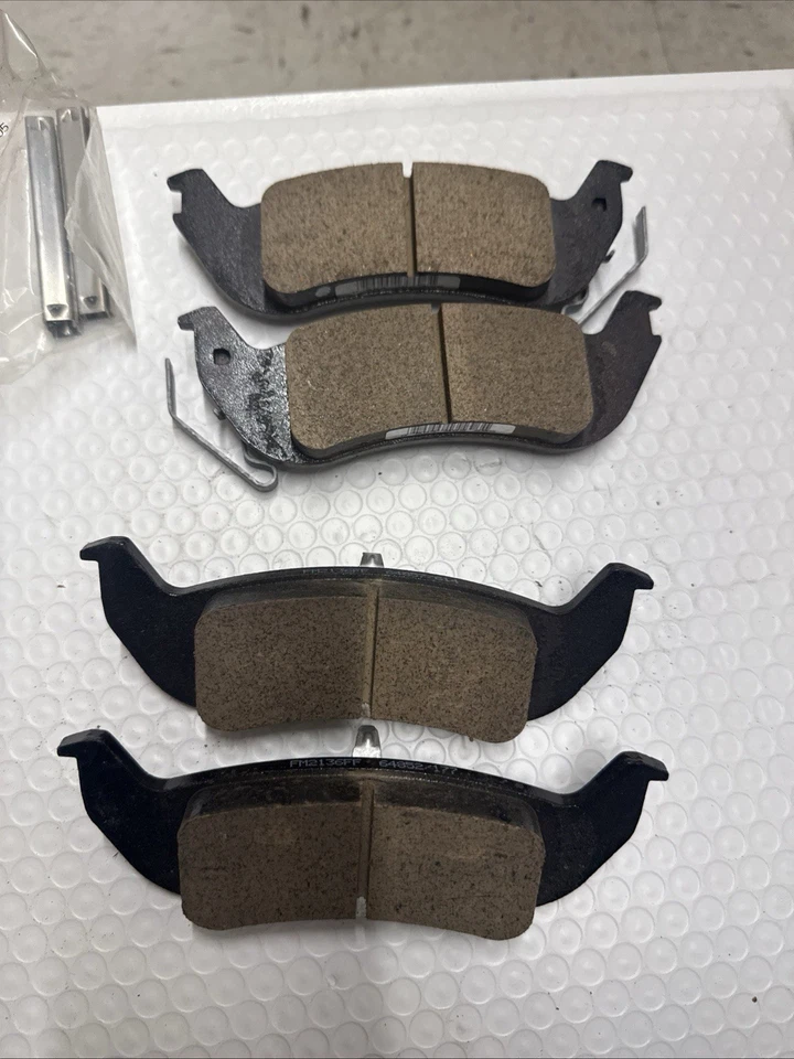 🔥Ford OEM NOS 4W1Z-2200-AA Brake Shoe And Lining Kit 2004-2005 Lincoln Town Car - Image 2 of 4