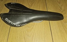 Sella bicicletta San Marco Ponza 125mm larghezza 275mm lunghezza 275 grammi nera