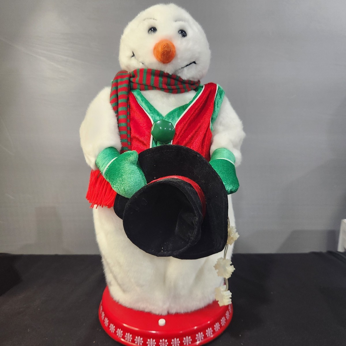 Rare Gemmy Red Green Vest Snowflake Spinning Snowman Snow Miser 