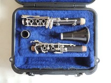 Selmer 100 Bb Wood Clarinet