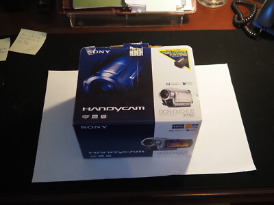 Sony Handycam DCR-DVD408 Camcorder and assessories