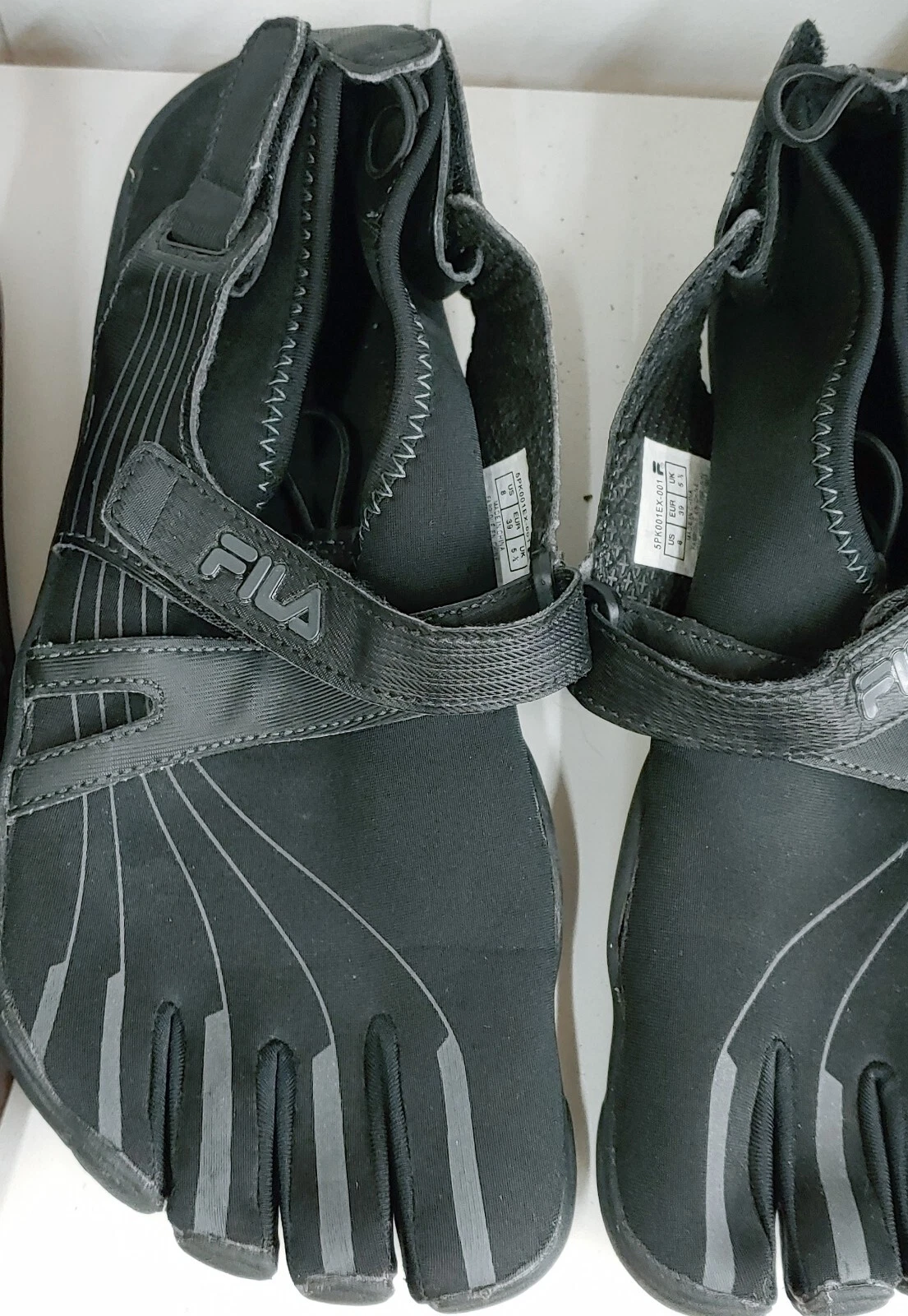 FILA Skele-toes 5PK001EX-001 Black Barefoot Slip On Water Shoes Women's 8