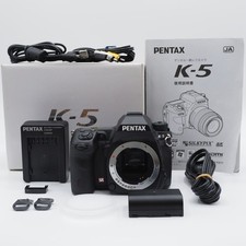 Corpo fotocamera reflex digitale Pentax K-5 numero di otturatori 2371 Giappone