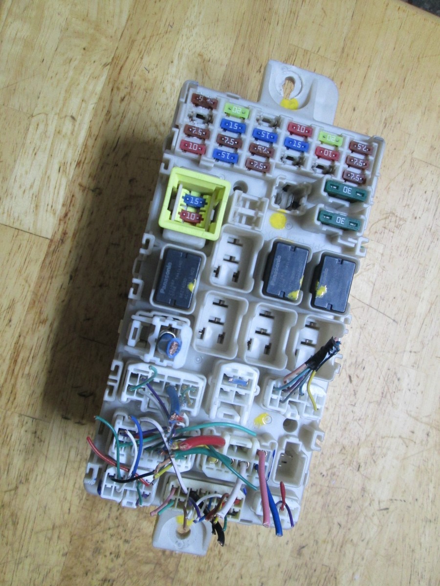 2022-2023 MITSUBISHI MIRAGE G4 ANTI THEFT MODULE FUSE RELAY BOX