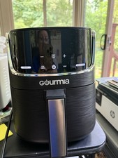 Gourmia 4-Quart Digital Air Fryer with 12 One-Touch Presets, GAF414, Black NEW