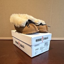 Minnetonka Sheepskin Bootie Slippers Tan Fur Trim Lace Up Baby Size 3