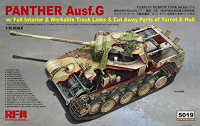 Ryefield Models 1/35 German Medium Tank Sd.Kfz.171 Panther G Type + Interior Set