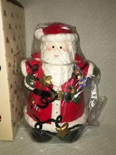 HOLIDAY AT LINENS N THINGS SANTA CLAUSE COOKIE JAR HAND PAINTED NEW IN BOX
