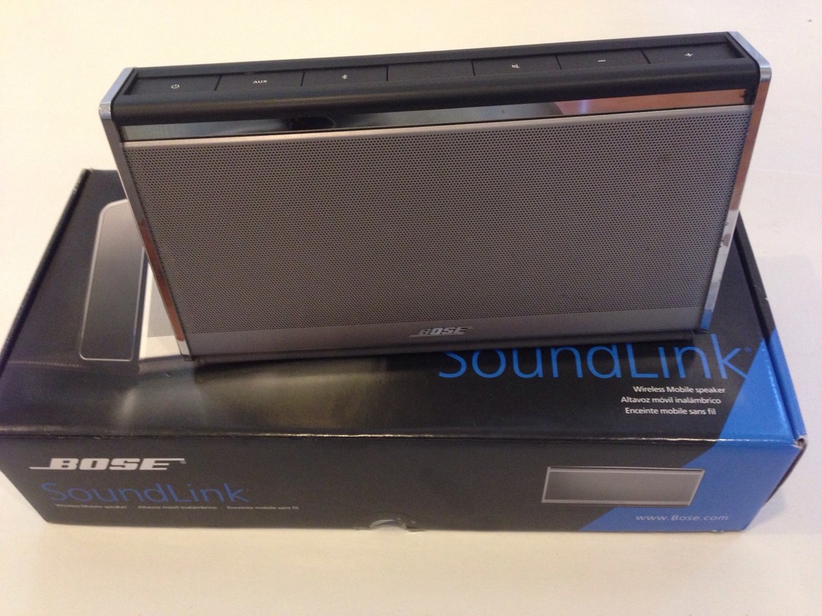 BOSE SOUNDLINK WIRELESS MOBILE SPEAKER SILVER WITH BROWN LEATHER