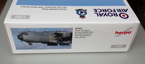 1/200 Herpa 557641 A400M Atlas C.1 LXX Sqn - Plastic - Never Unboxed/Displayed - Picture 5 of 14