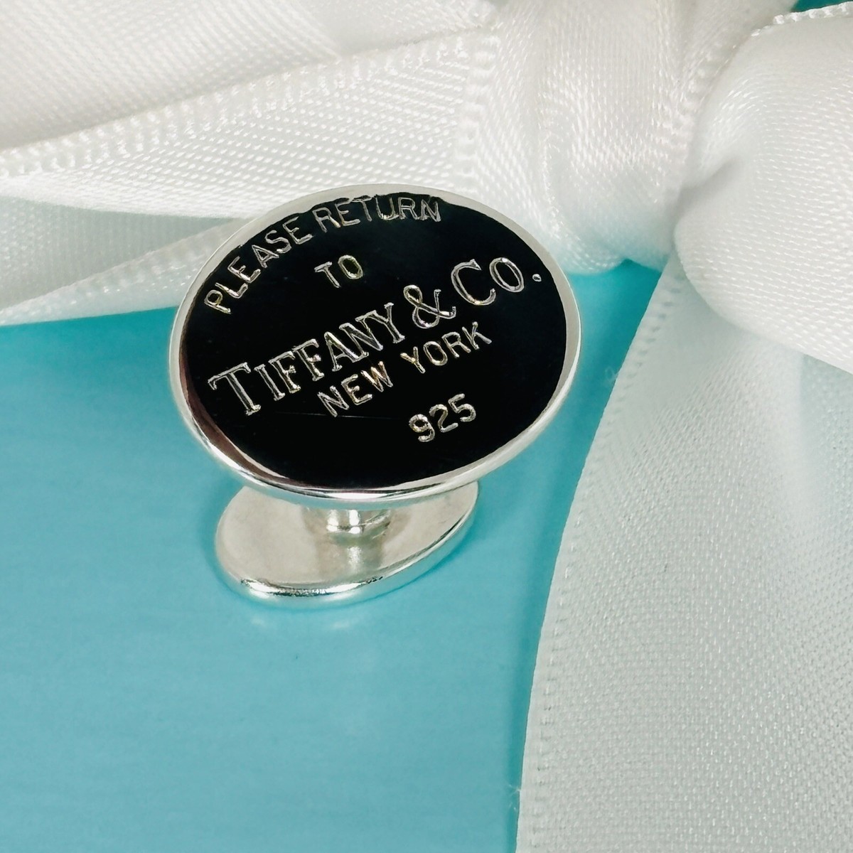 Return to Tiffany Oval Cufflink in Sterling Silver 1 Single