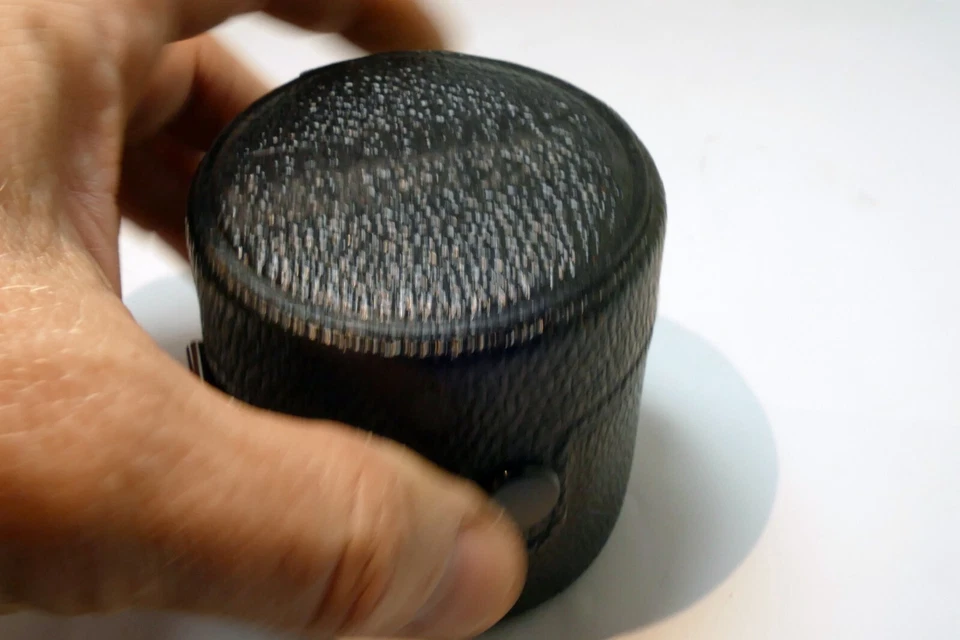 Estuche rígido Pentax para lente Super Takumar 28 mm f3,5 M42 (se adapta a 50 mm f1,4 SMC) Foto 3 de 4