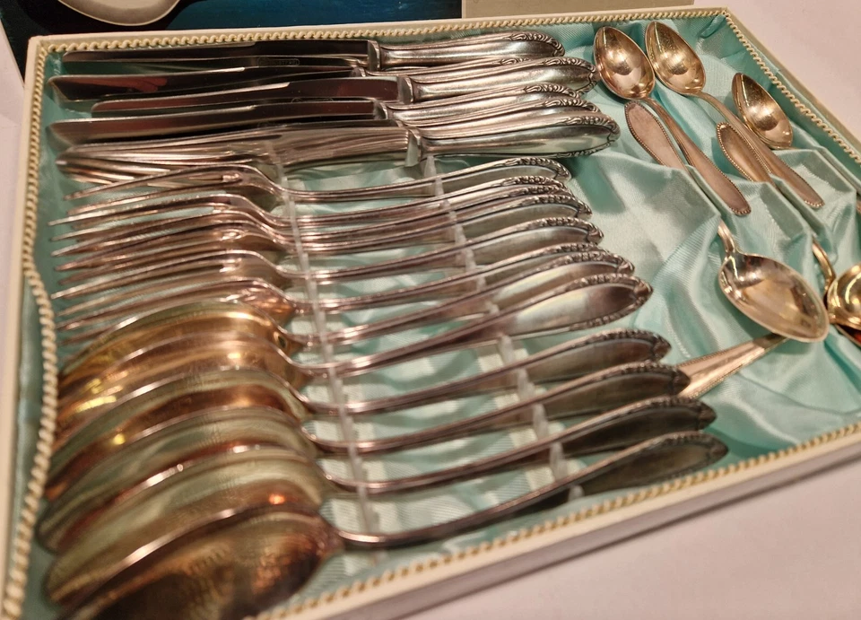 E6 30 Teile PFEIFFER BESTECKE 90er Silber Löffel Gabel Messer Set Besteckkasten - Bild 3 von 4