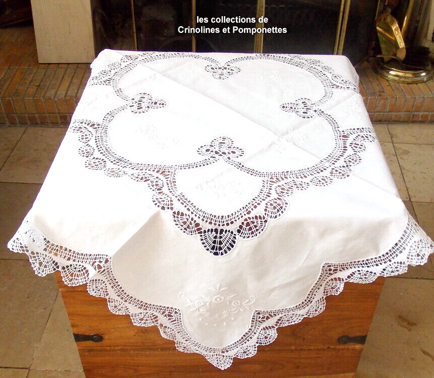Surnappe blanche point de Cluny Anita le cadeau de mariage idéal