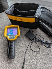 Fluke Ti9 Thermal Imager Excellent Condition with Case, Charger, SD card 