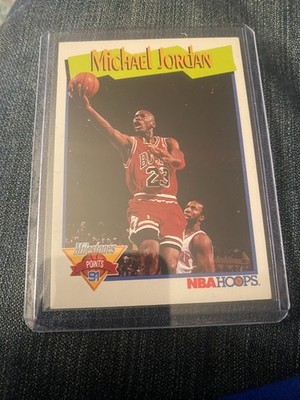 Michael Jordan *1991/92 *Hoops #317 *MILESTONES *Chicago Bulls *NM++ to MINT *(4