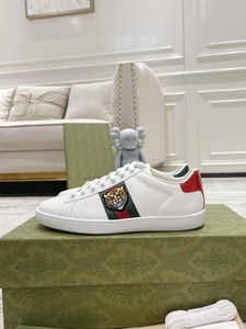 美品 グッチ インターロッキングG エース レザー スニーカー ホワイト 28㎝ Ace Gucci Sneakers | eBay