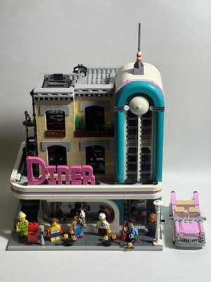 LEGO Creator Expert Downtown Diner Modular Building 10260 Used UV Damage