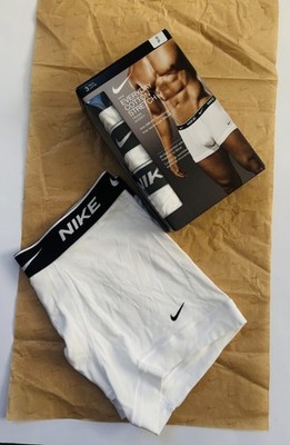 Nike Everyday Cotton Boxershorts Trunk Unterwäsche Small 26-30 in Taille Jungen Teenager