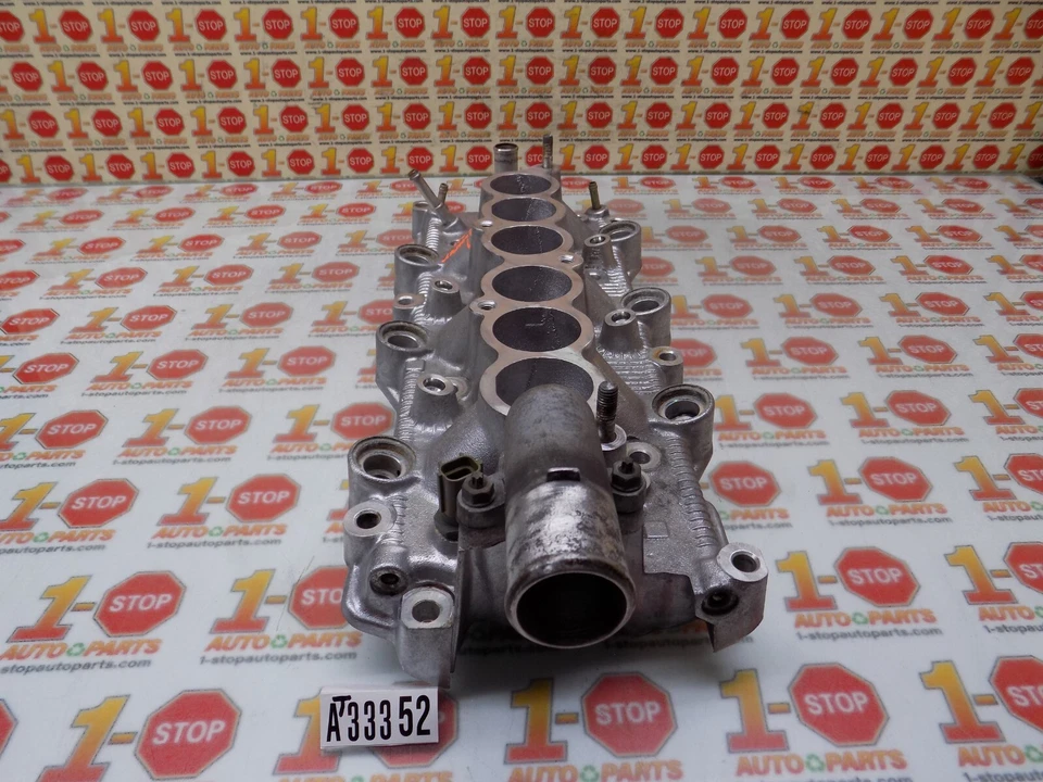 1996-2002 TOYOTA 4RUNNER *LOWER* INTAKE MANIFOLD ASSEMBLY 17101-62020 OEM - Image 2 of 4