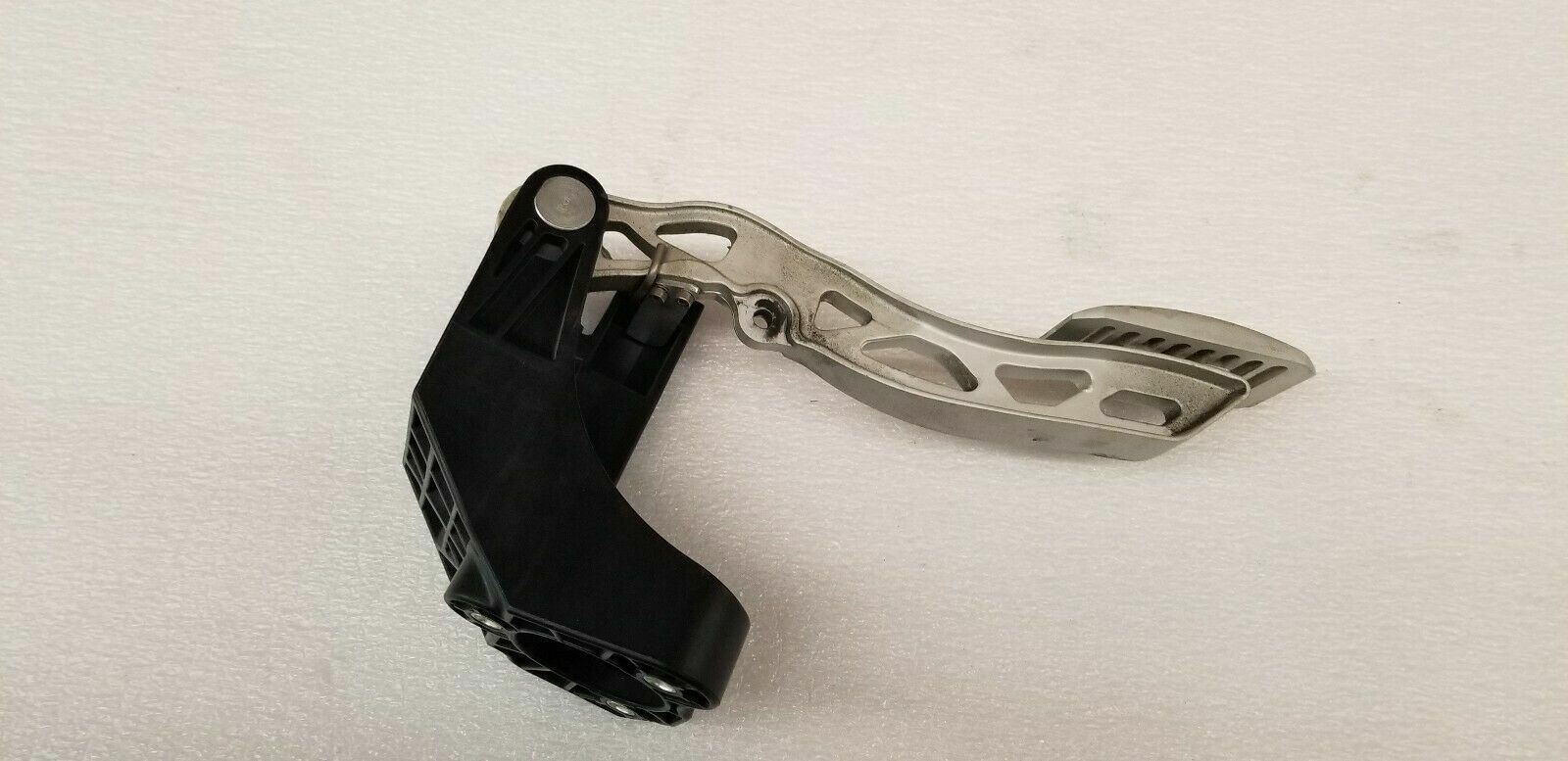 MCLAREN MP4-12C BRAKE PEDAL ASSEMBLY OEM 11C0143CP