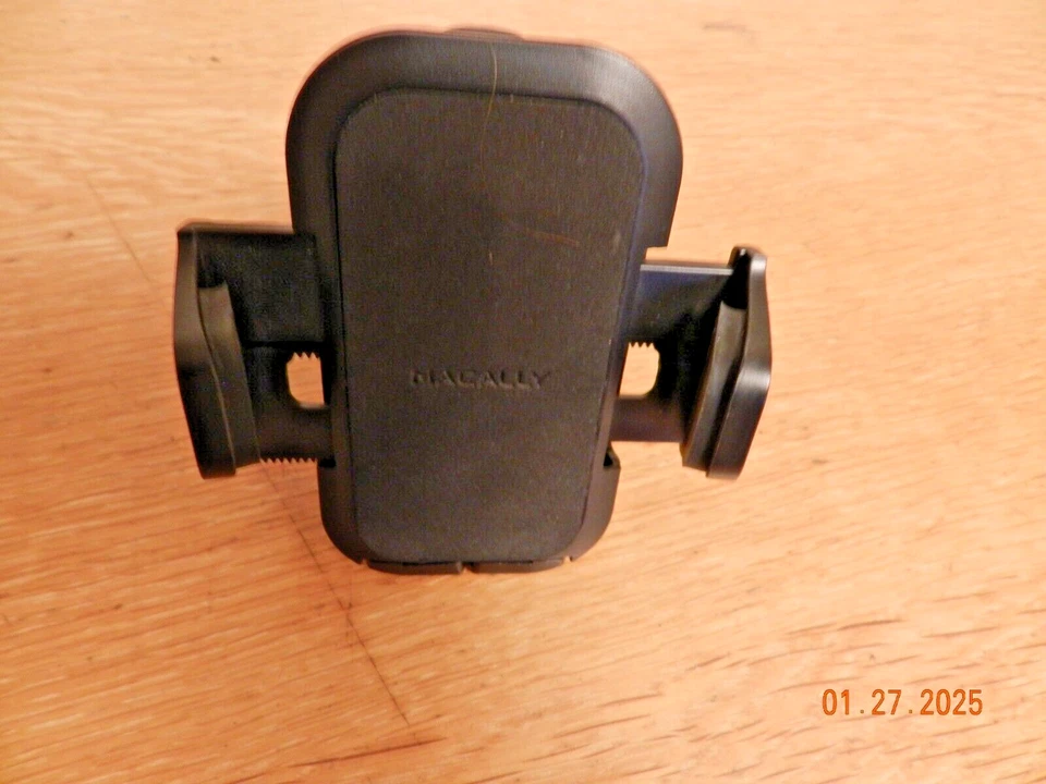 Macally Black Adjustable Cell Phone Bike Mount - Universal - Image 3 of 4