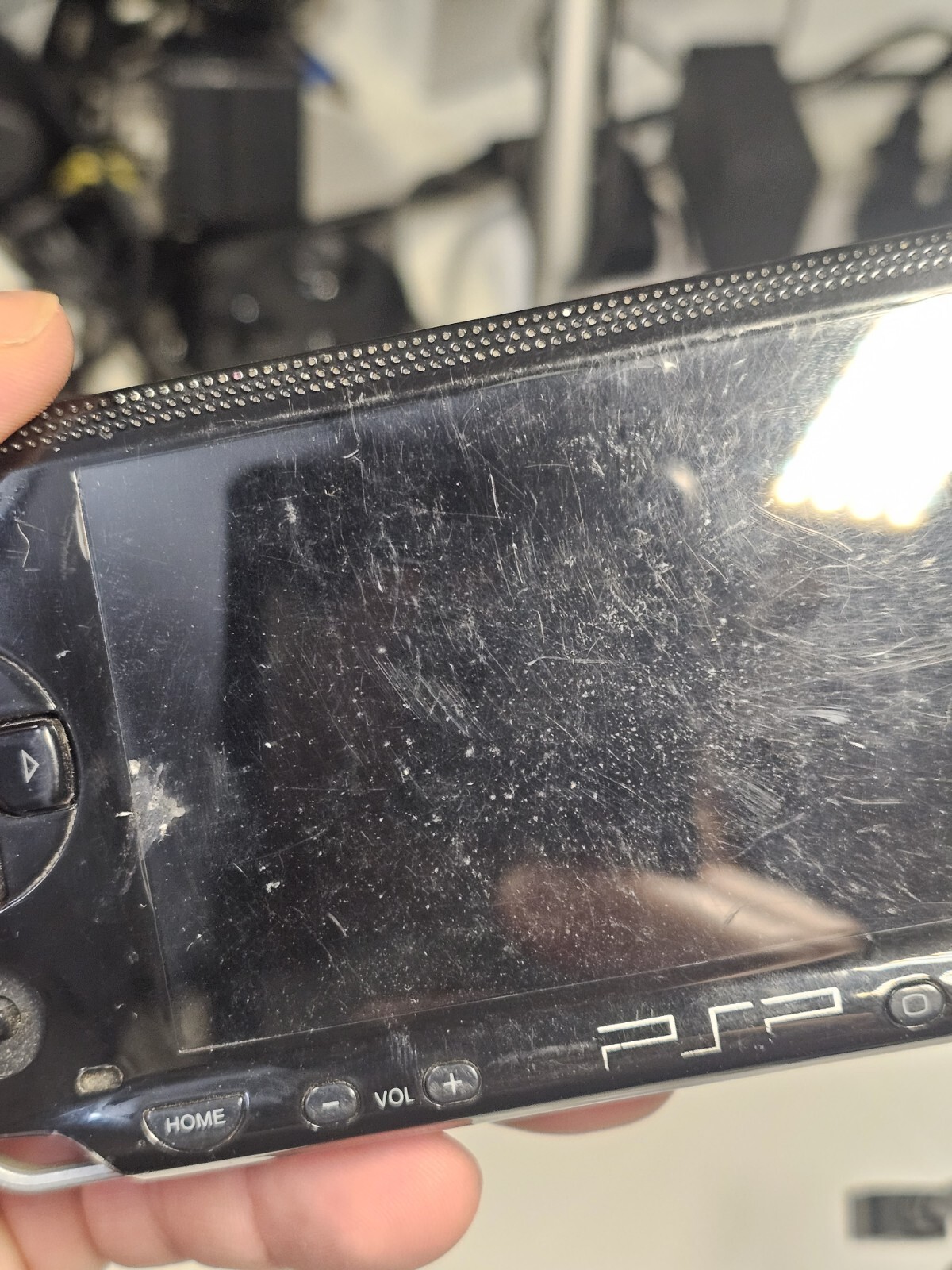 Sony PSP1001 Handheld Console (Black) FOR PARTS, OR REPAIR Won't