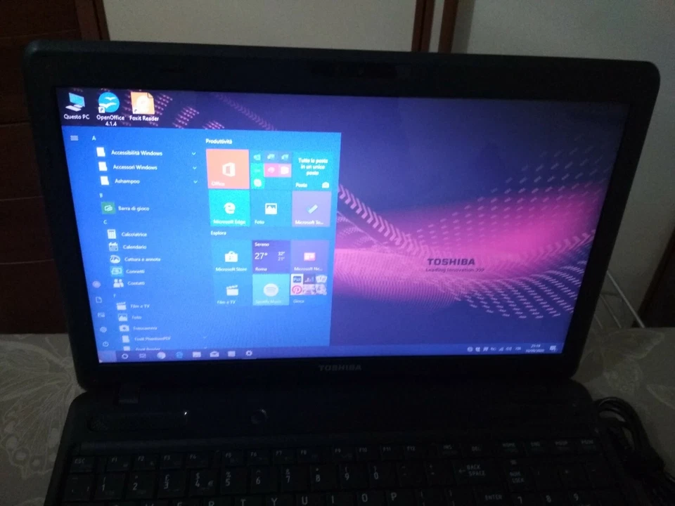 Laptop Toshiba Satellite C660D - Immagine 2 di 4