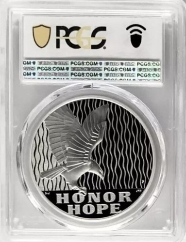 2011 W 9/11 10th Anniversary Silver Medal PCGS PR70💥FLAWLESS QUALITY💥FIRSTSTRI - Picture 2 of 5